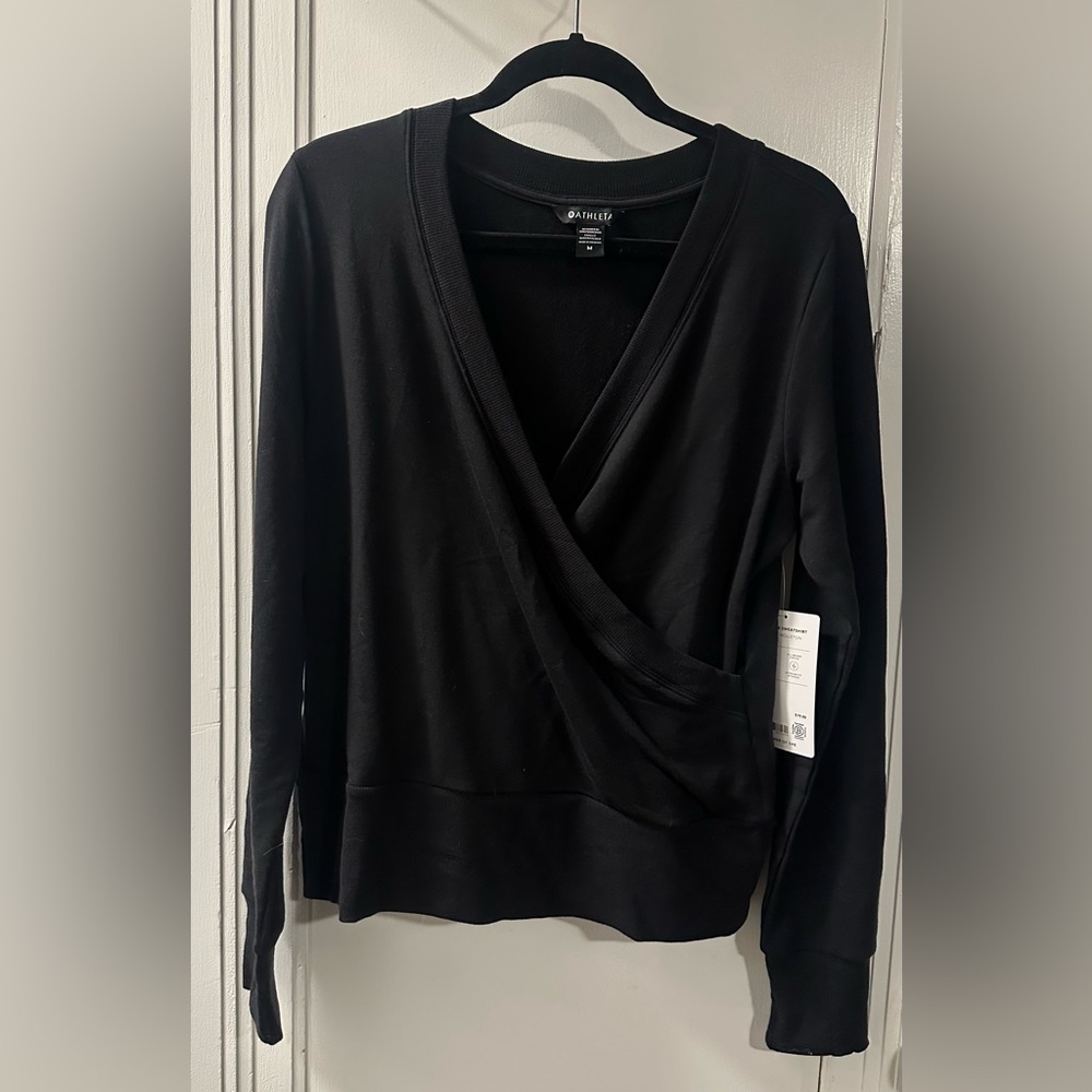 Athleta Recharge Sweatshirt in Black